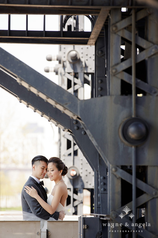 gantry park wedding photos